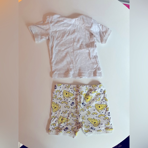 George • Macaroni and Cheese Pajama Short Set 12 - 18 months Summer PJs - Picture 2 of 4